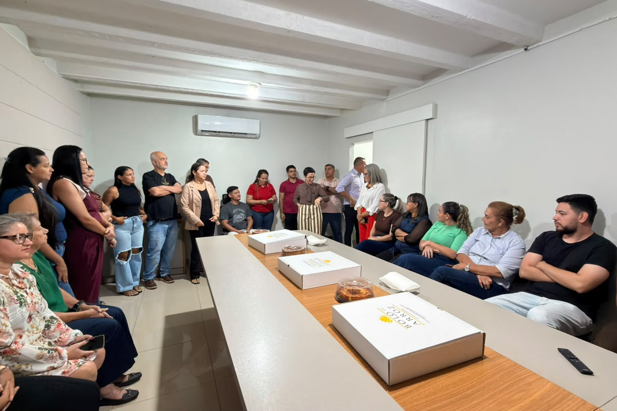 SMECEL homenageia servidores e reforça a importância de servir à população