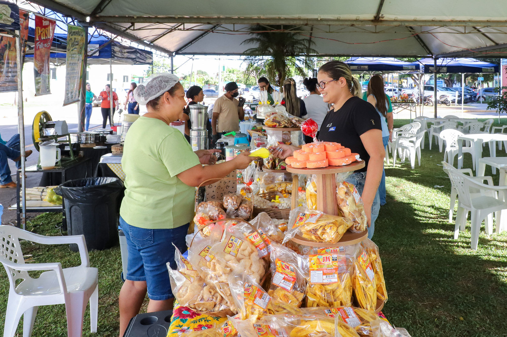 Participante destaca Feira FAM como oportunidade essencial para ampliar a renda das famílias