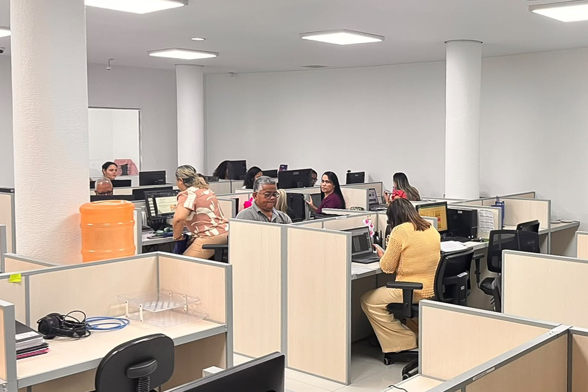 Legislação e Normas da SMECEL amplia atendimento à população em novo endereço