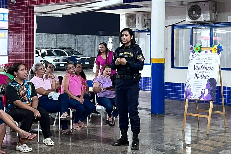 CMEI Lúcia Helena promove palestra sobre combate à violência contra a mulher