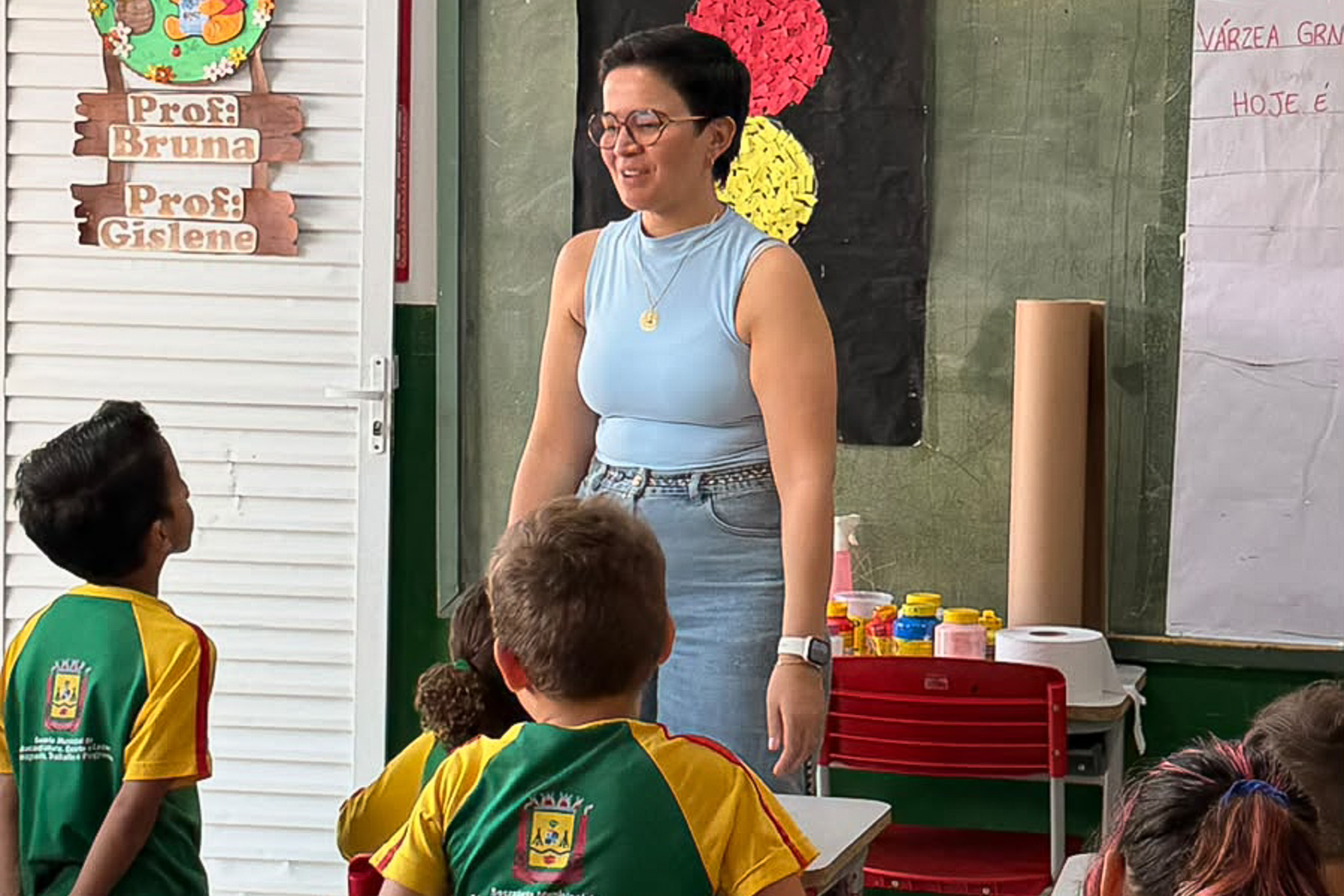 Secretária de Educação visita 34 unidades em uma semana e intensifica agenda para percorrer toda a Rede Municipal