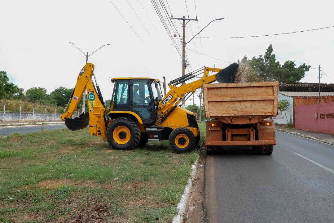 Nove bairros de Várzea Grande recebem mutirão de limpeza, zeladoria e melhorias urbanas