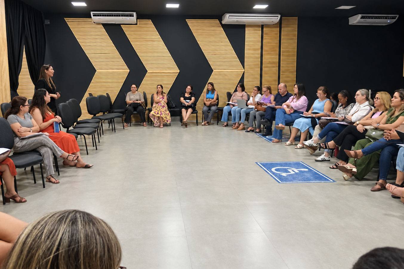 Várzea Grande avança na construção do PME 2027–2037 com elaboração de descritores para Educação Infantil e Alfabetização